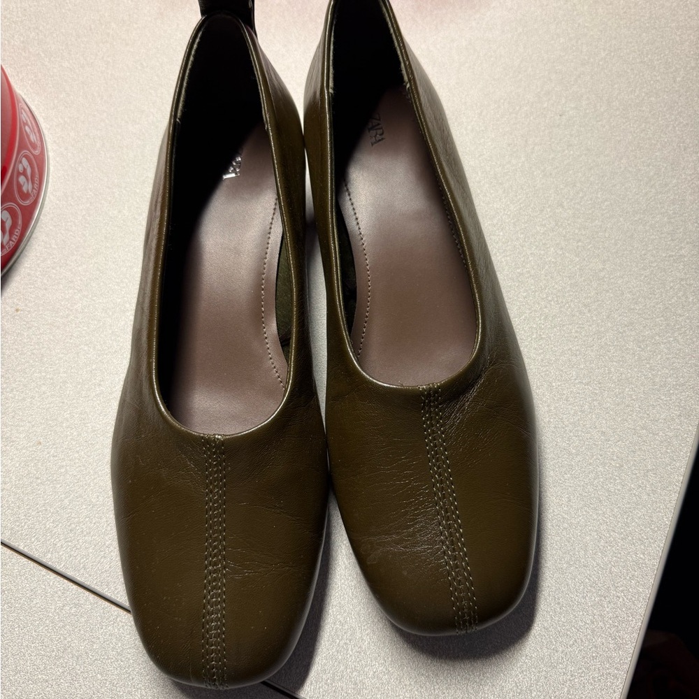 Zara Olive Green Flats